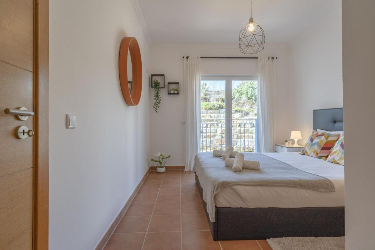 Beach & Nature Apartment - 2Bedroom Apt In Aljezur Extérieur photo