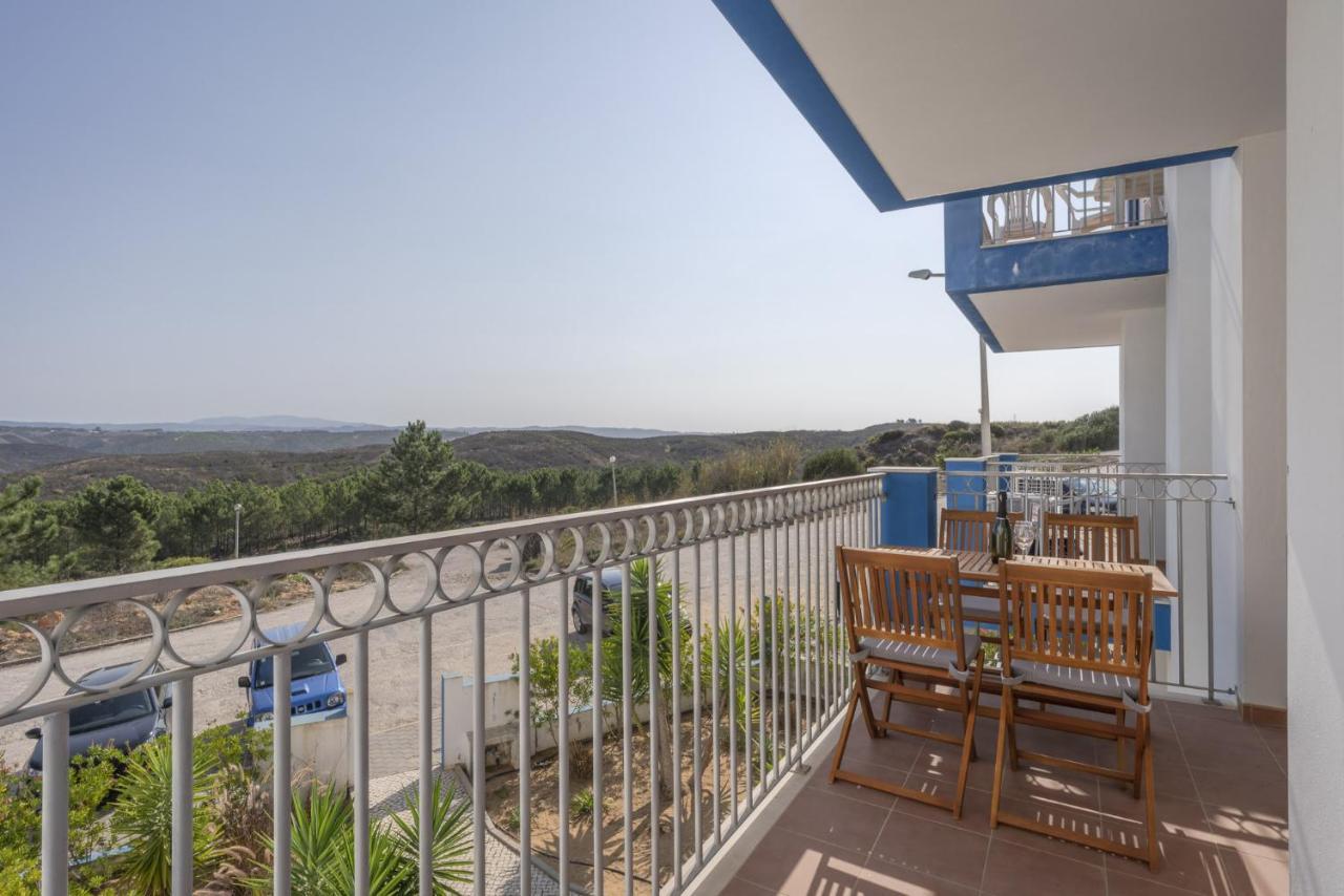Beach & Nature Apartment - 2Bedroom Apt In Aljezur Extérieur photo